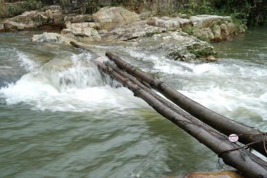 唐朝晖丨人在这里集中，水也在这里汇合